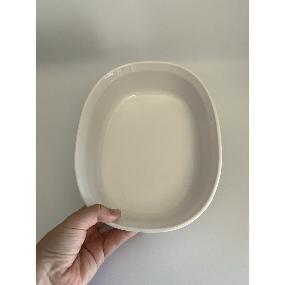 Vintage 1.8 Liter F-12-B Corning Ware French White Oval Casserole No Lid - Picture 2 of 6